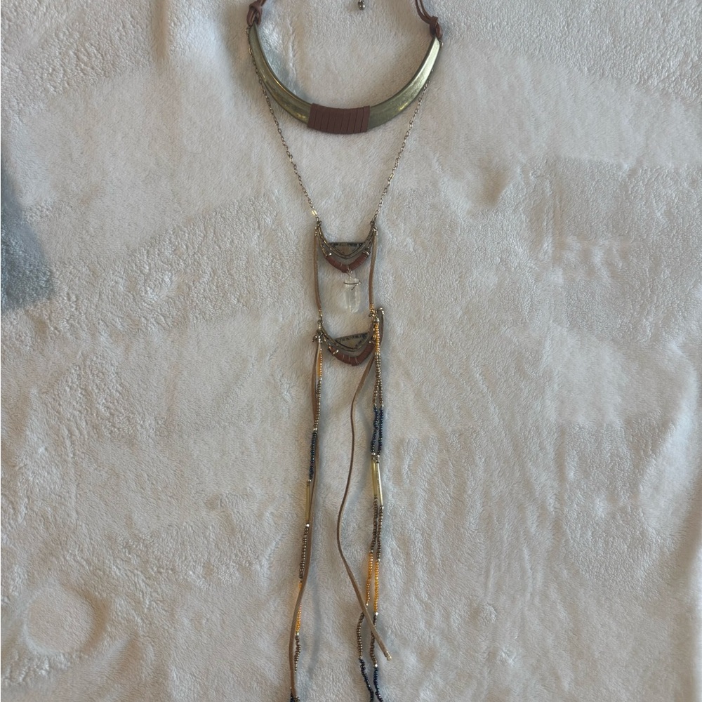 Elegant Gold and Brown Necklace